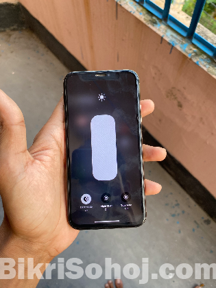 I phone xs 64gb